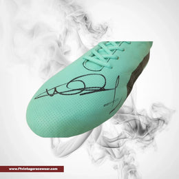 Nico Rosberg limited edition 2016 commemorative Puma race boots